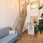 Apartmán Charming Portuguese Style Apartment, For Rent 
