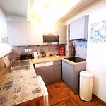 Apartament Charming Portuguese Style Apartment, For Rent 