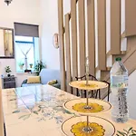 Charming Portuguese Style Apartment, For Rent Vida à Portuguesa, Fruta Or Polvo Local Appartamento