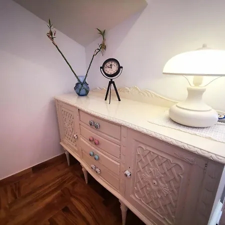 Fruta Ou Polvo, Vida à Portuguesa Appartement