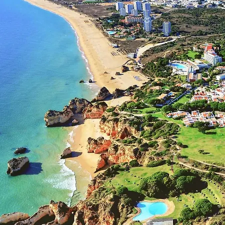 'fruta Or Polvo' Charming Portuguese Style For Rent 'vida A Portuguesa', Local