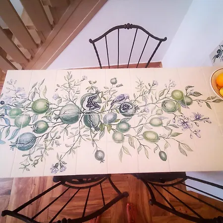 Appartamento 'fruta Or Polvo' Charming Portuguese Style For Rent 'vida A Portuguesa', Local