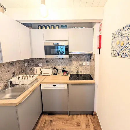 'fruta Or Polvo' Charming Portuguese Style For Rent 'vida A Portuguesa', Local Appartamento Portimão