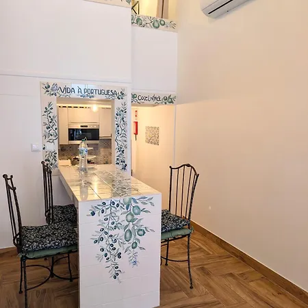 Vida A Portuguesa: Charming Portuguese-style Apartment Portimao