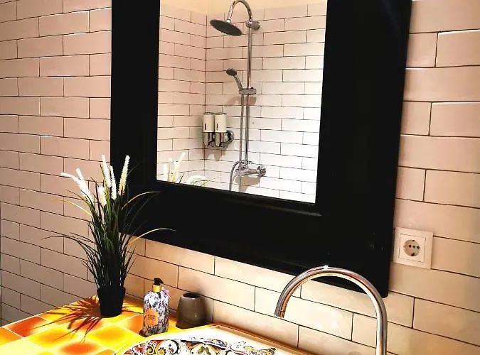 Appartamento Charming Portuguese Style Apartment, For Rent Vida à Portuguesa, Fruta Or Polvo Local
